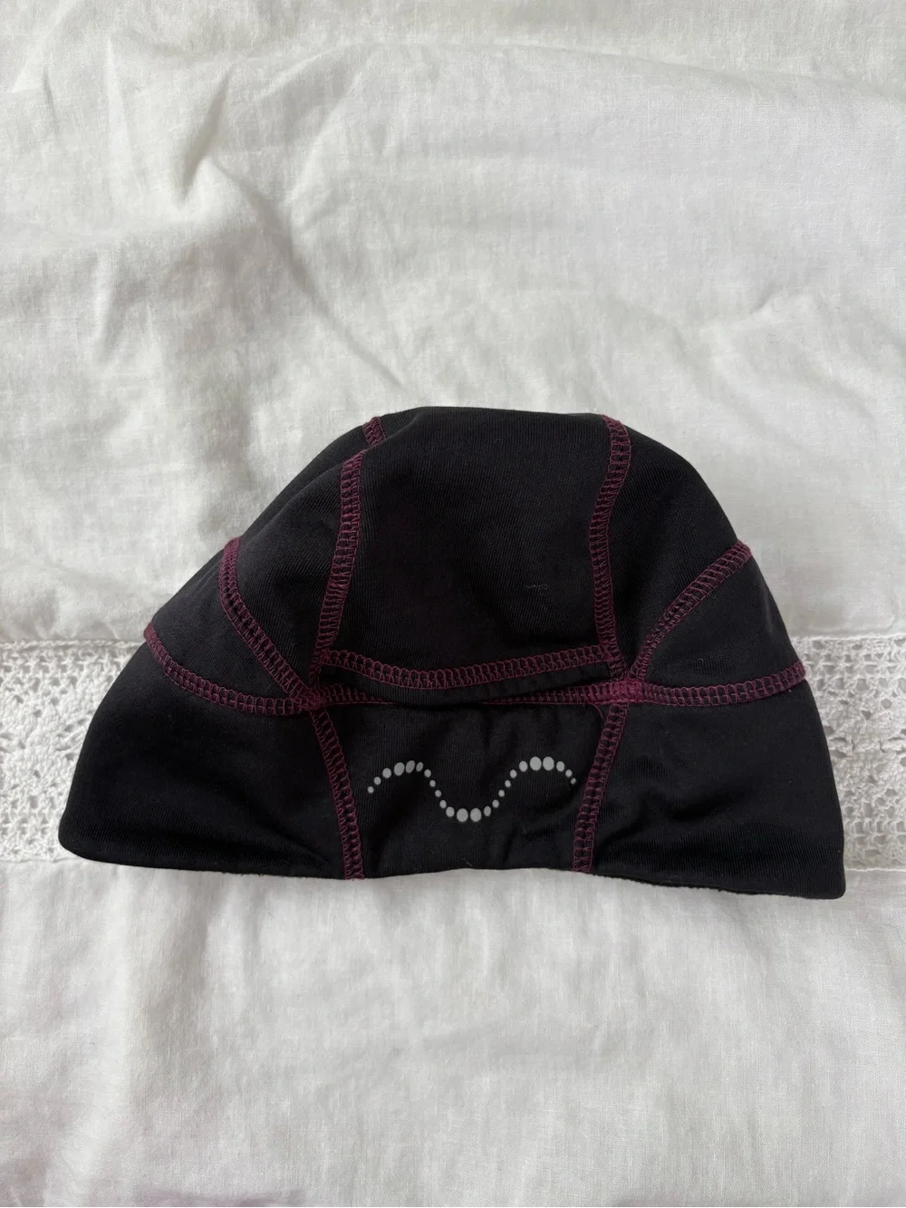 REI Womens Fleece Lined Ponytail Beanie Skully Cap Black Purple One Size